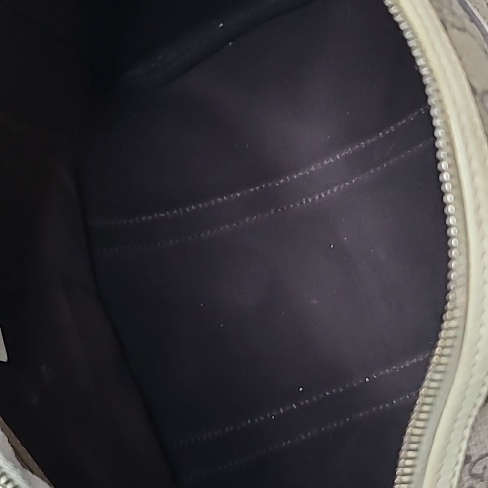 💯 Authentic Gucci Boston Handbag 🍀 - Picture 10 of 16